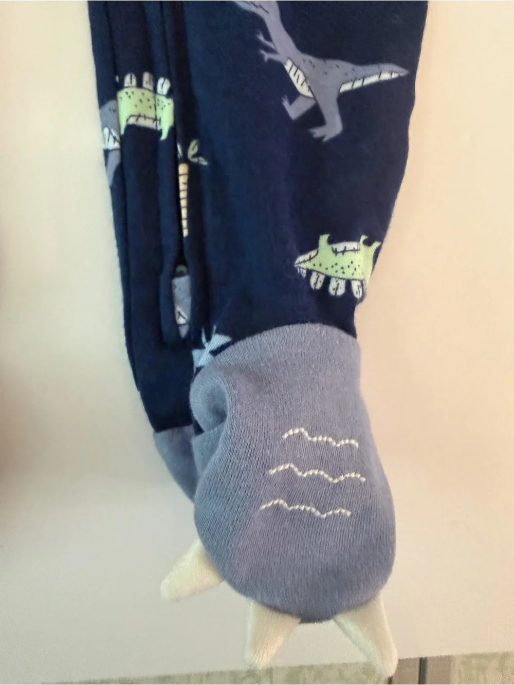 Carter’s Baby Boy Dinosaur Footed Sleeper Pajamas 9M NWT Navy